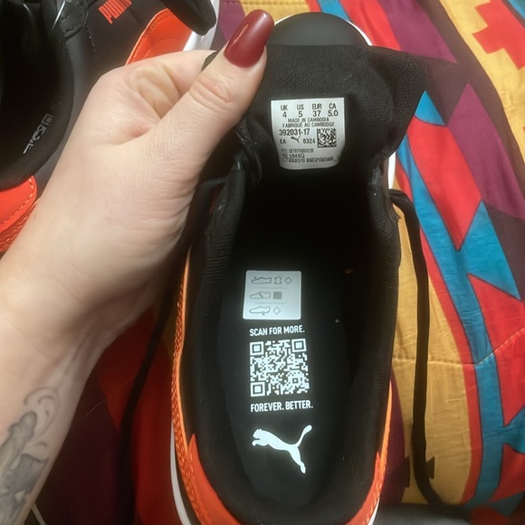 Puma shoes - Picture 4 of 4